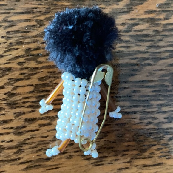 Little Traveller Pins - Picture 12 of 12